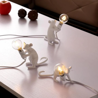 Veska | Modern Mus LED Bordslampa