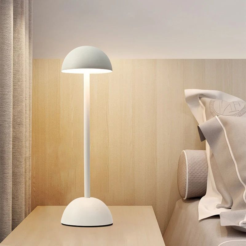 Veska | Nordisk Minimalistisk Bordslampa
