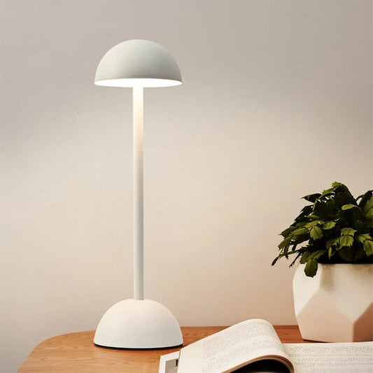 Veska | Nordisk Minimalistisk Bordslampa Vit