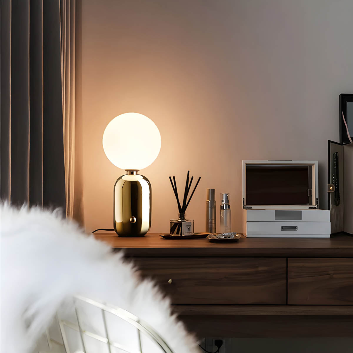 Veska | RaisoGlow Light - Minimalistisk Modern Bordslampa för Ambient Belysning