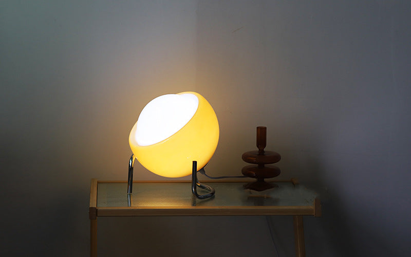 Veska | RETRO GLAS BORDSLAMPA - AMBIENT NORDISKT NATTLJUS
