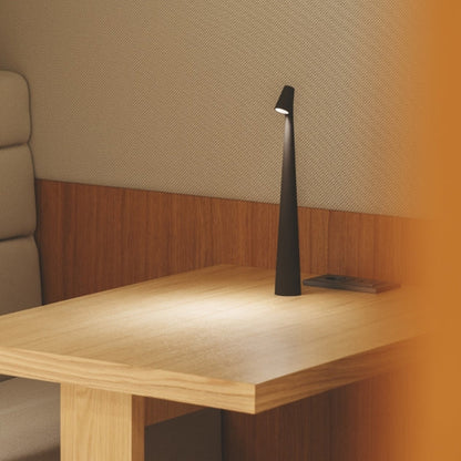 Veska | Skulpterande Bordslampa Trådlös LED-lampa Solid Aluminium 10000mAh Batteri 3-Nivå Dimming CRI 90 USB-C Laddningsport Varm Vit 2700K