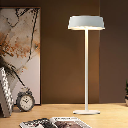 Veska | Snygg Modern Bordslampa Vit