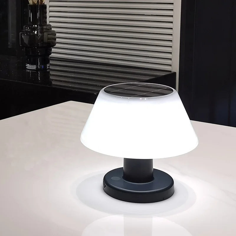 Veska | SolarGlow | Solenergidriven bordslampa
