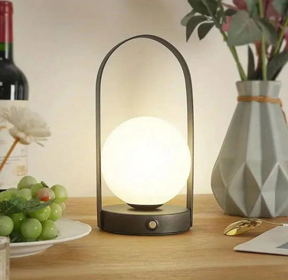 Veska | Stilig Bärbar LED Bordslampa med Touchkontroll och Uppladdningsbart Batteri Svart