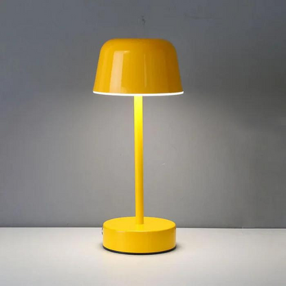 Veska | Stilig Trådlös Bordslampa med Justerbar Belysning och Design Gul