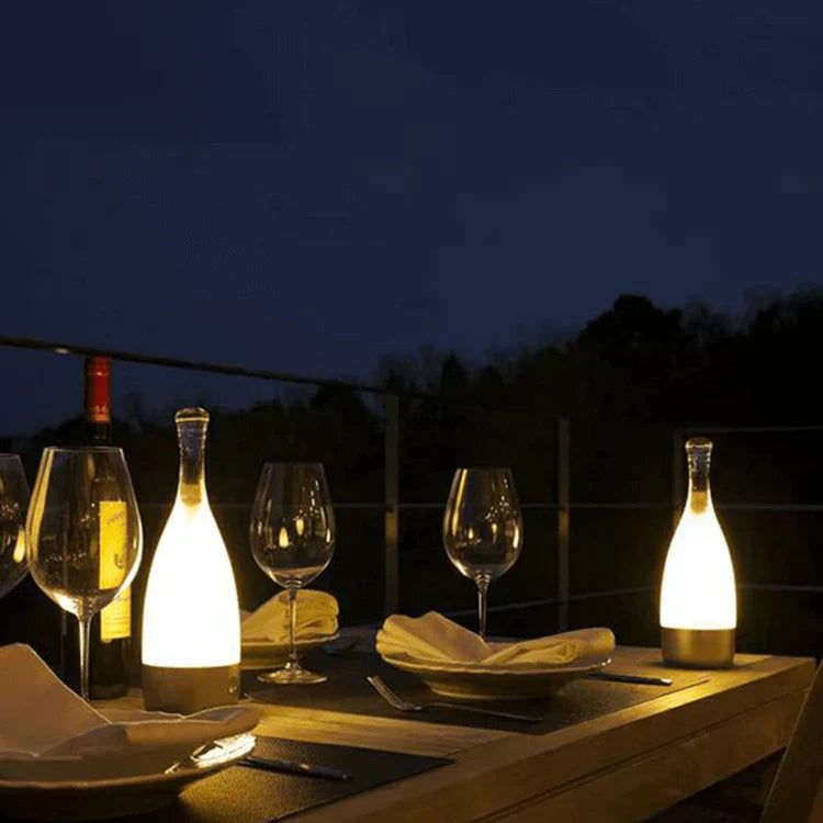 Veska | Stilig vinflaskbordslampa - Uppladdningsbar med dimbar belysning