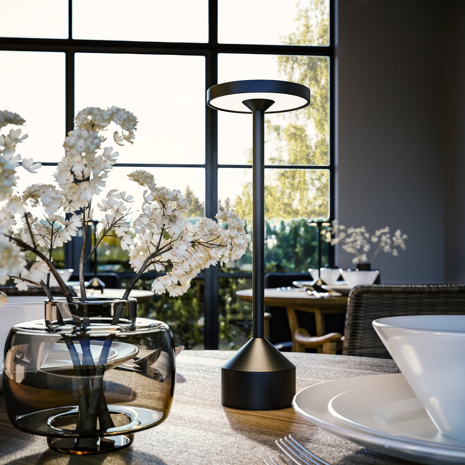 Veska | Stockholm Lighting: Elegant Trådlös Bordslampa med Dimmerfunktion