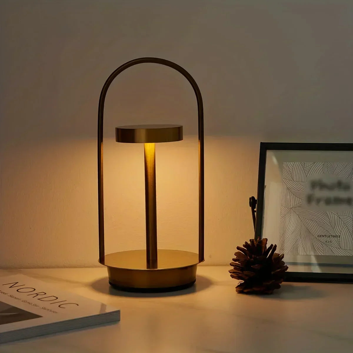 Veska | Trådlös uppladdningsbar LumiLight bordslampa - Elegant bärbar bordslampa för en raffinerad atmosfär