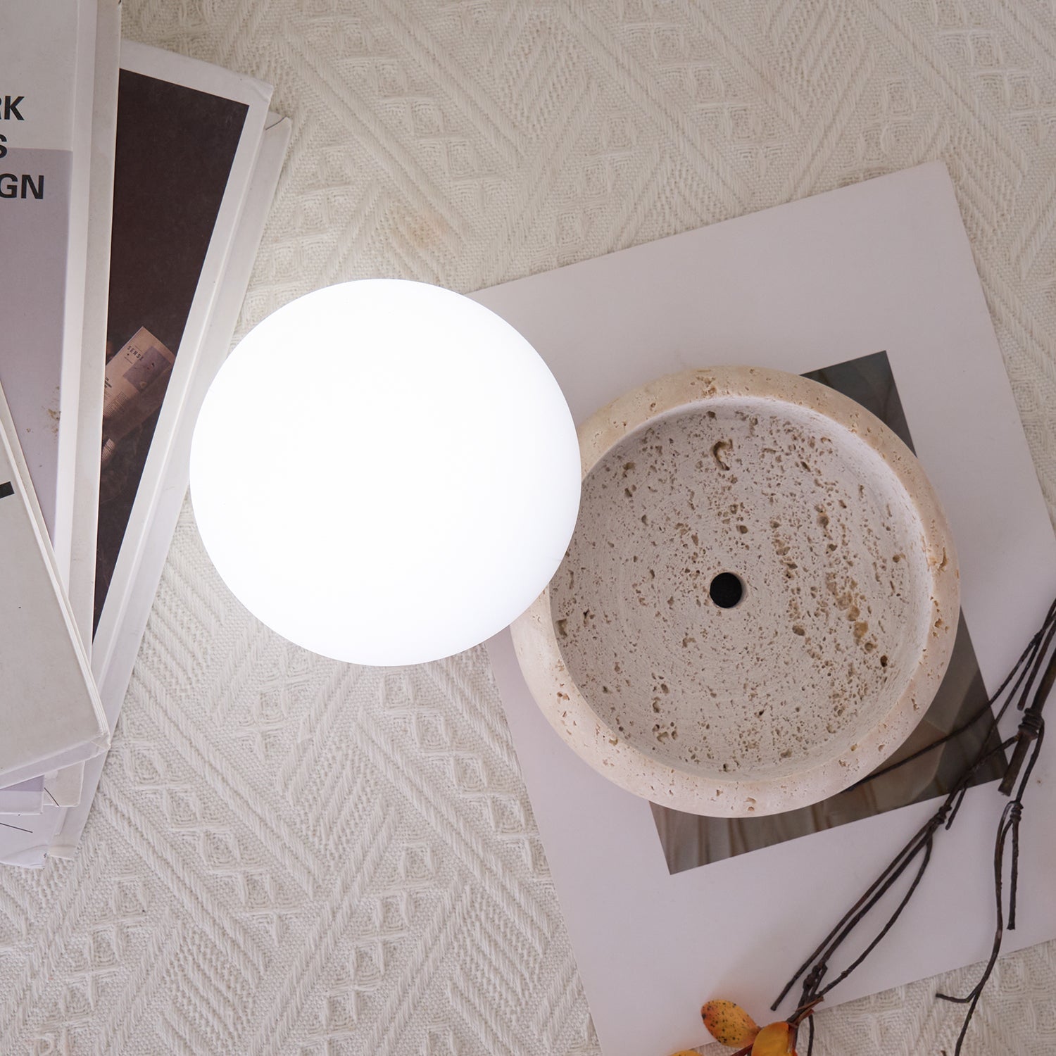 Veska | Travertine Bordslampa