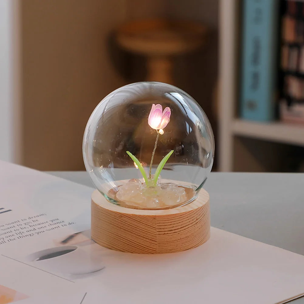 Veska | TulipGlow Elegant Floral Table Lamp – Fint Belysning 1 lila tulpan