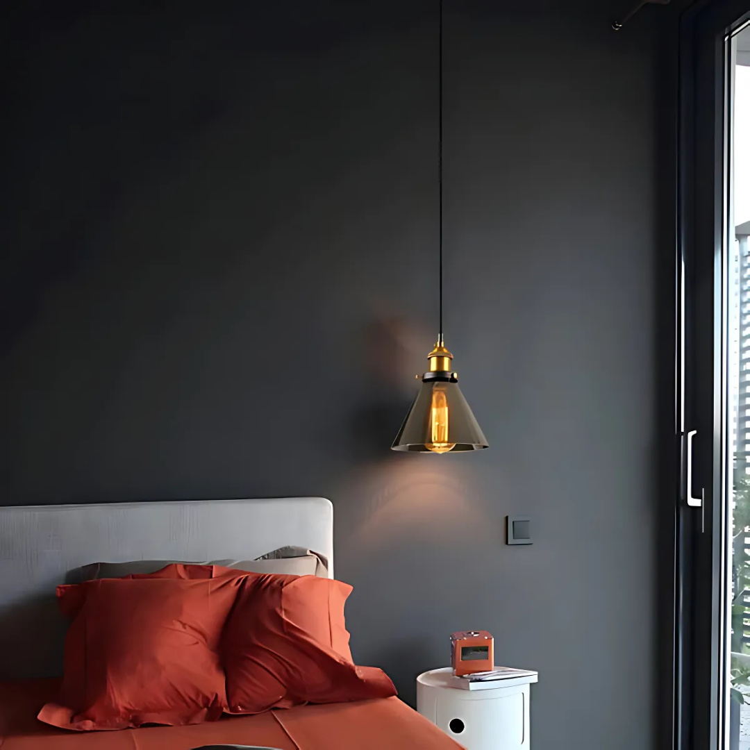 Veska | Vintage Pendelamp Glas | Stilren Matbordslampa