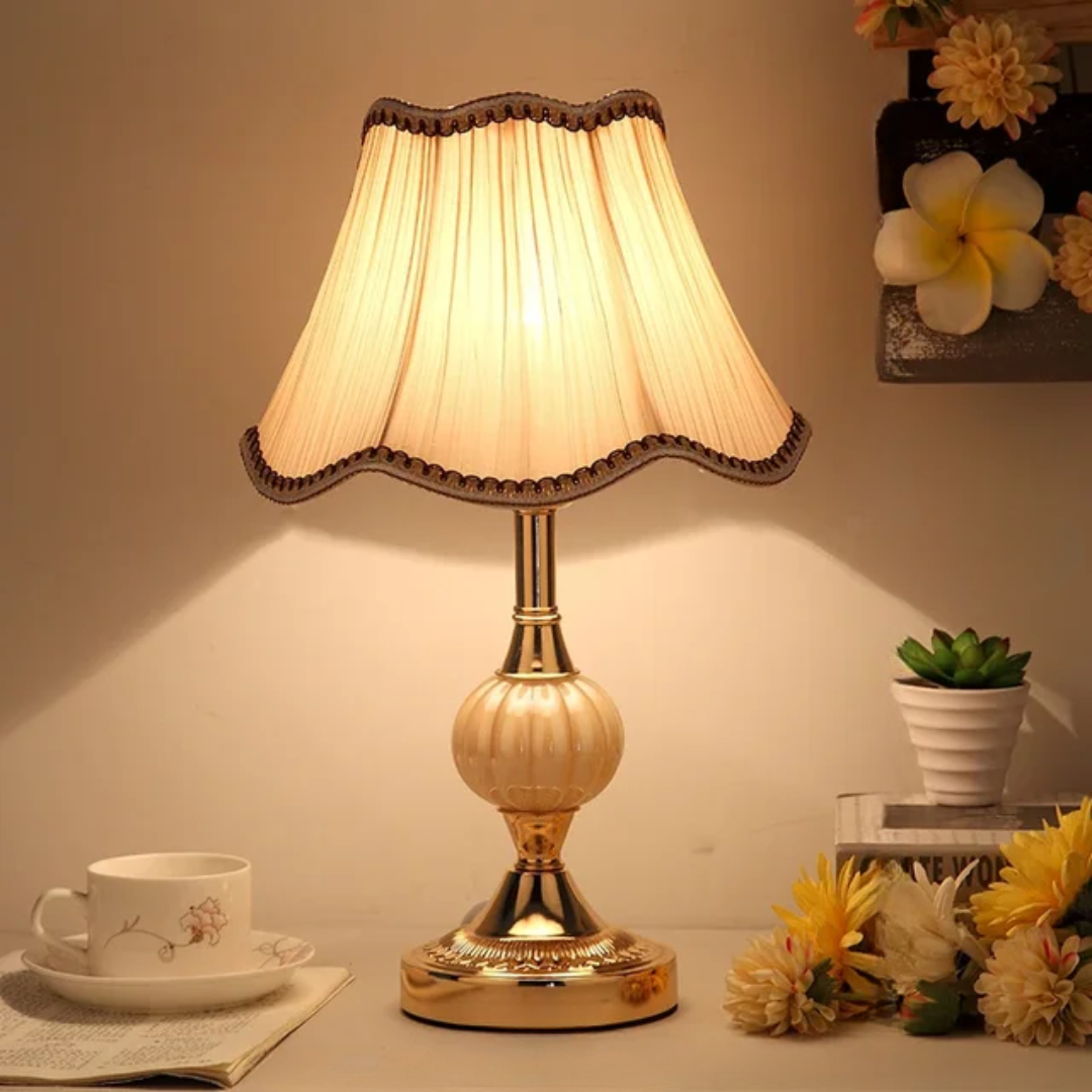 Veska | Vintage Skandinavisk Bordslampa 4