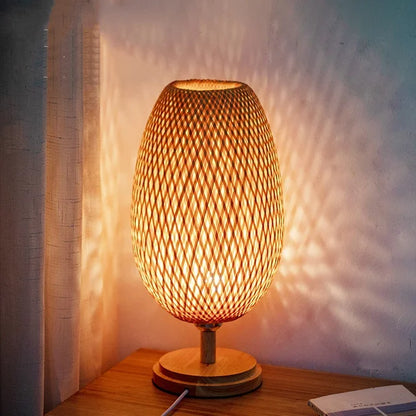 Veska | VintageBamboo - Bambus Vintage Bordslampa Stor träfot H48 cm * B18 cm