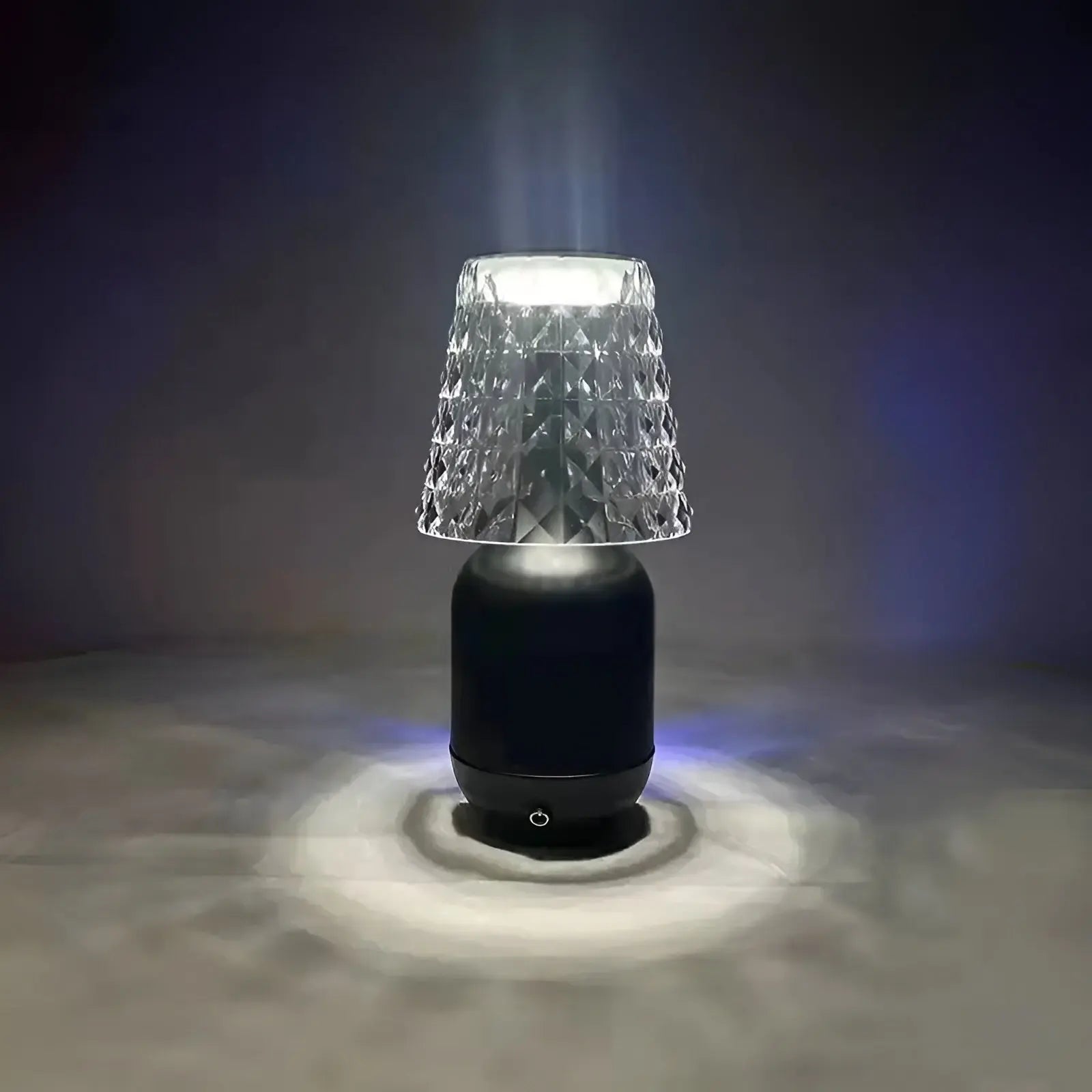 Veska | Zaroti Luxe Bordslampa – Trådlös & Elegant