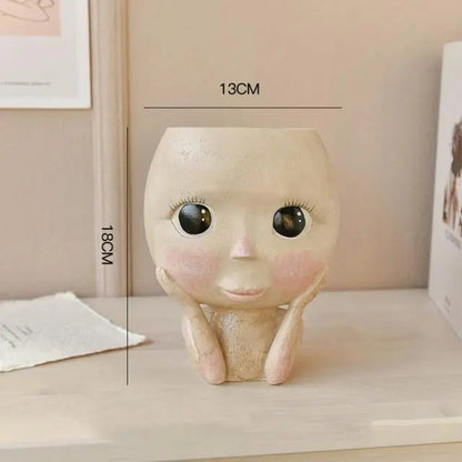 VeskaushVeskaoom Elegant Resin Plant Pot with Artistic Face Details | Veska