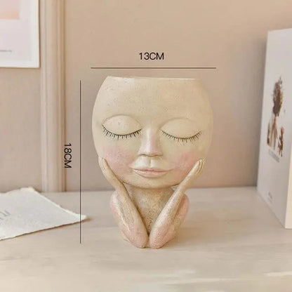 VeskaushVeskaoom Elegant Resin Plant Pot with Artistic Face Details | Veska
