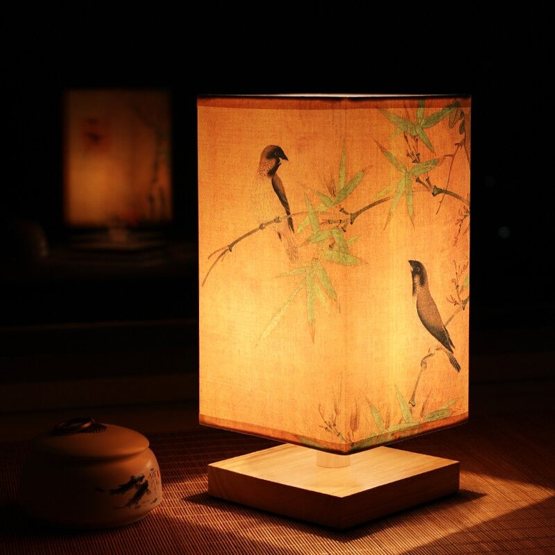 Vintage japansk bordslampa – Perfekt för att skapa en lugn sovrumstämning | Veska Fågel