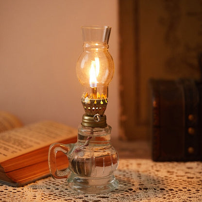 Vintage Kerosene Oil Lamp | Veska