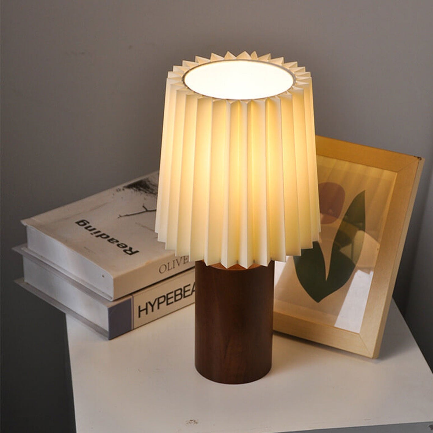 Vintage koreansk plisserad kolonn massiv träbas 1-ljuskälla bordslampa | Veska