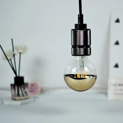 Vintage LED-lampa – Retro bordslampa med träbas | Veska