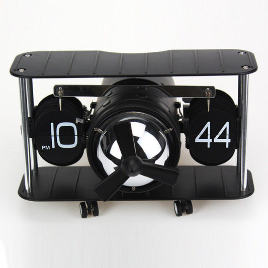 Vintage Model Aircraft Table Clock | Veska Standardtitel
