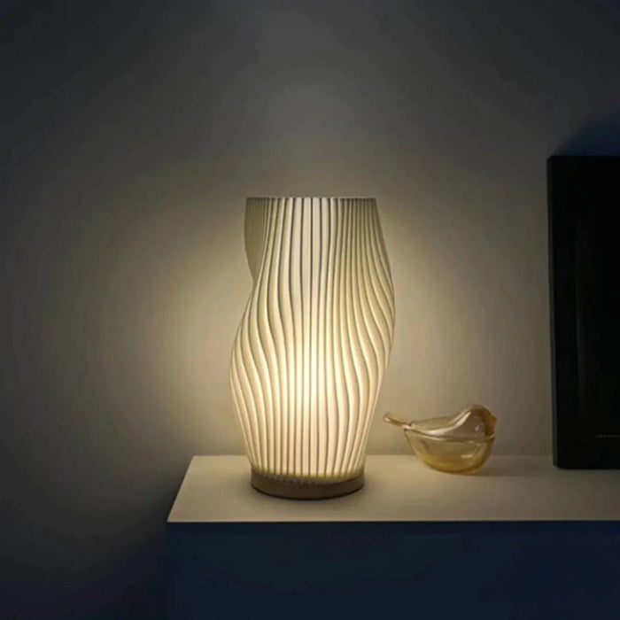 Wavecrest Bordslampa – Mjuk Ljus Designer Lampa med Dimmbar Varm & Naturlig Vit Ljus | Veska