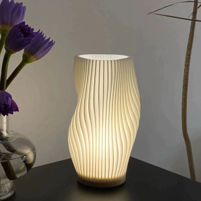 Wavecrest Bordslampa – Mjuk Ljus Designer Lampa med Dimmbar Varm & Naturlig Vit Ljus | Veska