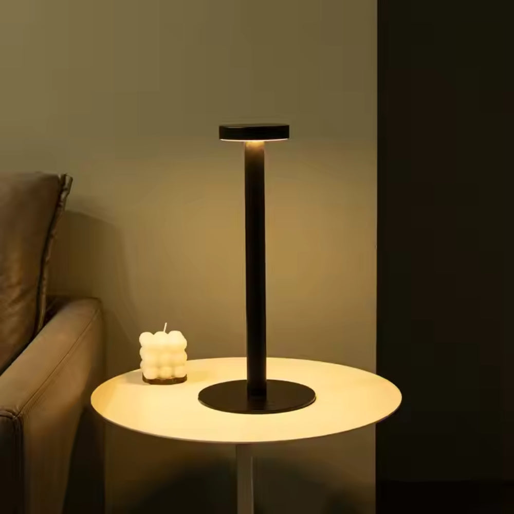 Zephyr Aluminium LED Bordslampa | Veska Svart