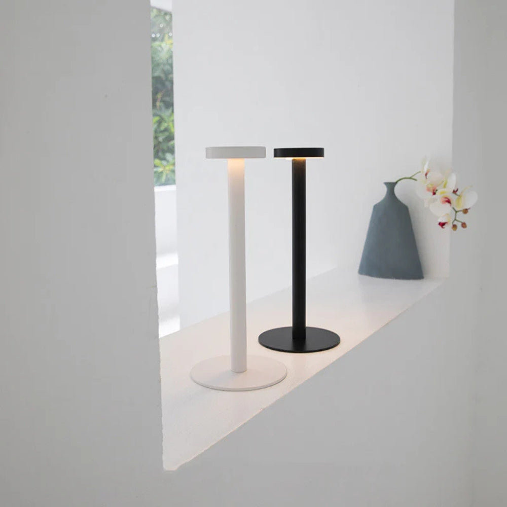 Zephyr Aluminium LED Bordslampa | Veska