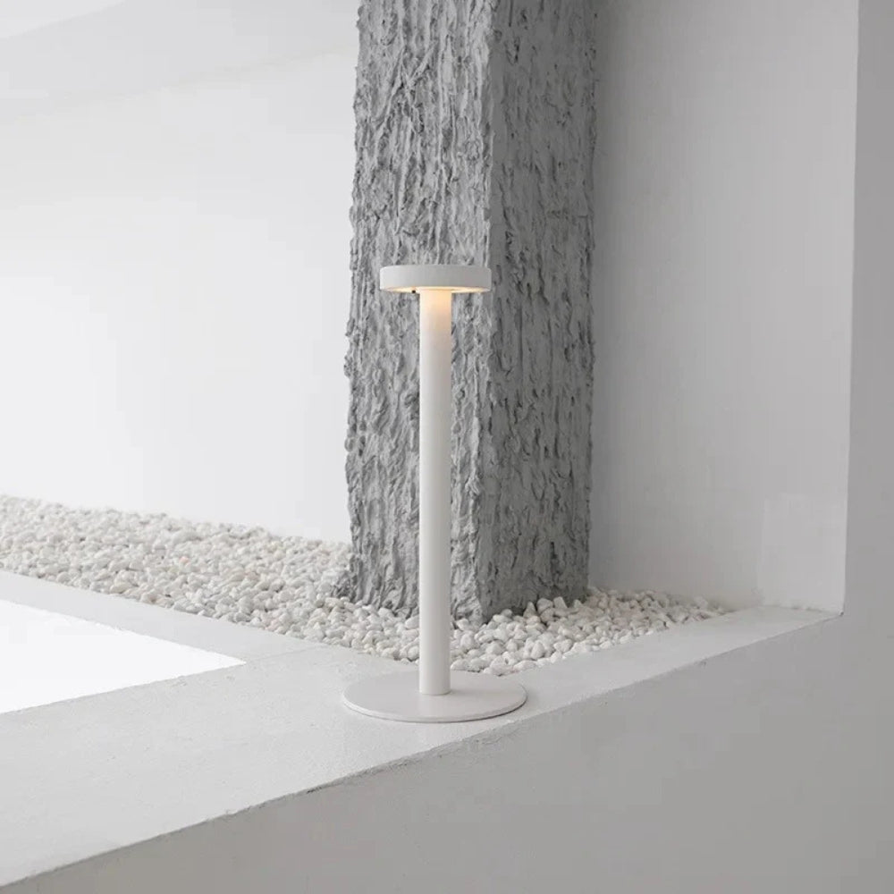 Zephyr Aluminium LED Bordslampa | Veska Vit